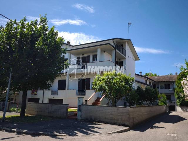 Villa Schiera in vendita a Budrio, Reggio Emilia