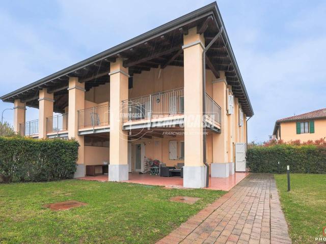 Villa Schiera in vendita a Budrio, Reggio Emilia