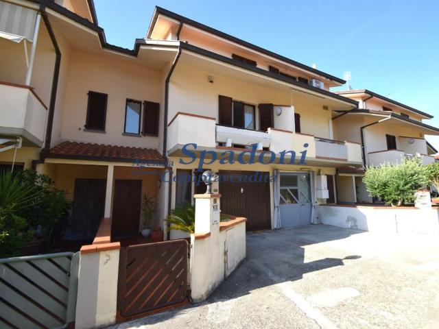 Villa Schiera in vendita a Santa Maria, Buggiano