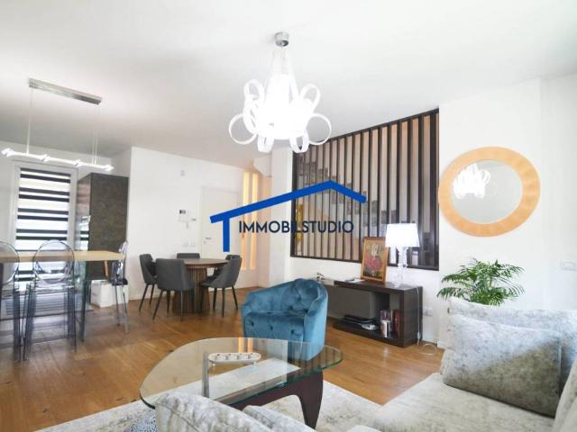 Villa Schiera in vendita a Busto Arsizio, Lombardia