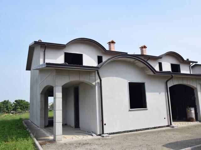 Villa Schiera in vendita a Cadeo, Reggio Emilia