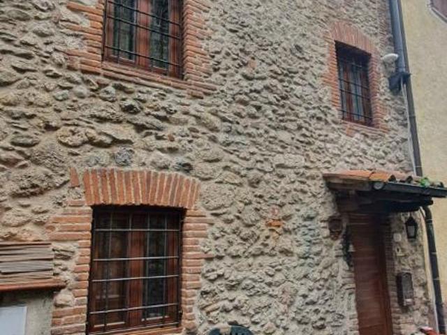Villa Schiera in vendita a Montebello, Camaiore