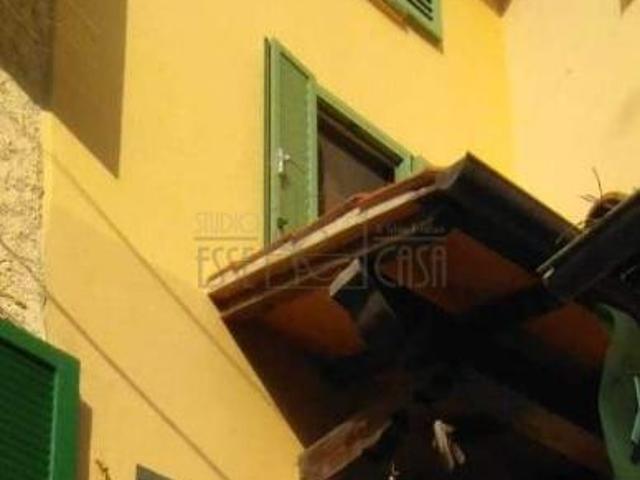 Villa Schiera in vendita a Vado, Camaiore