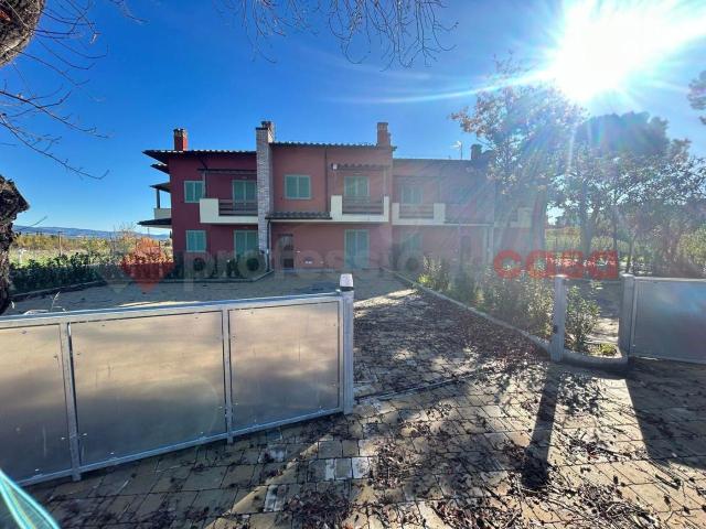 Villa Schiera in vendita a Prataccio, Campi Bisenzio