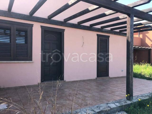 Villa Schiera in vendita a Campofelice Di Roccella, Sicilia