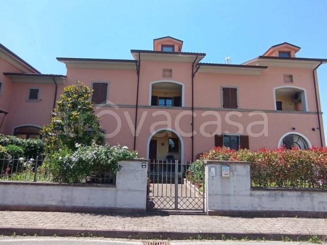 Villa Schiera in vendita a Cortona, Toscana
