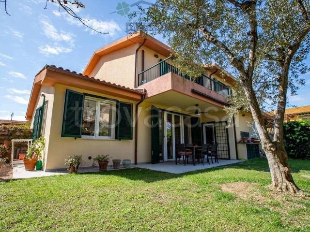 Villa Schiera in vendita a Capalbio, Toscana
