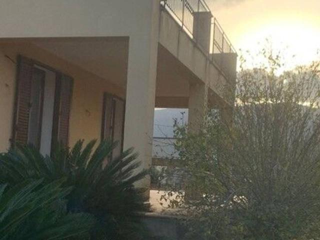 Villa Schiera in vendita a Carini, Sicilia