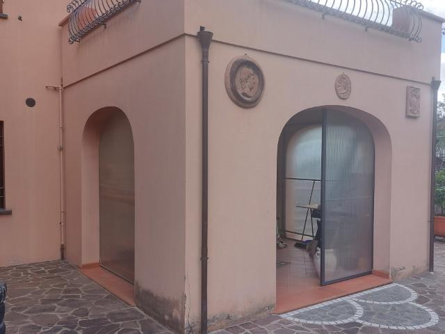 Villa Schiera in vendita a Carmignano, Toscana