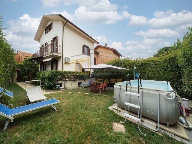 Villa Schiera in vendita a Passirano, Carnate