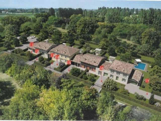 Villa Schiera in vendita a Unione delle Terre d'Argine, Carpi