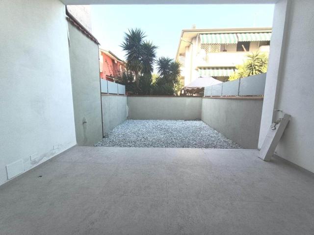 Villa Schiera in vendita a Marina di Carrara, Carrara