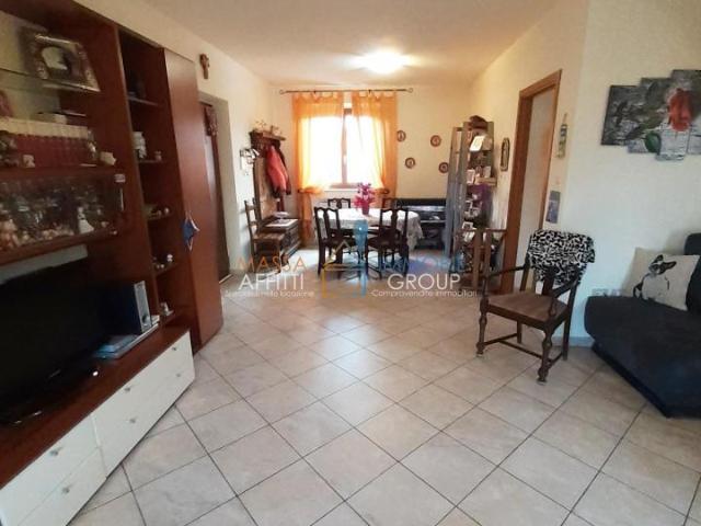Villa Schiera in vendita a Carrara, Toscana