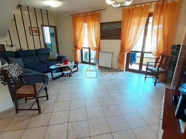 Villa Schiera in vendita a Carrara, Toscana