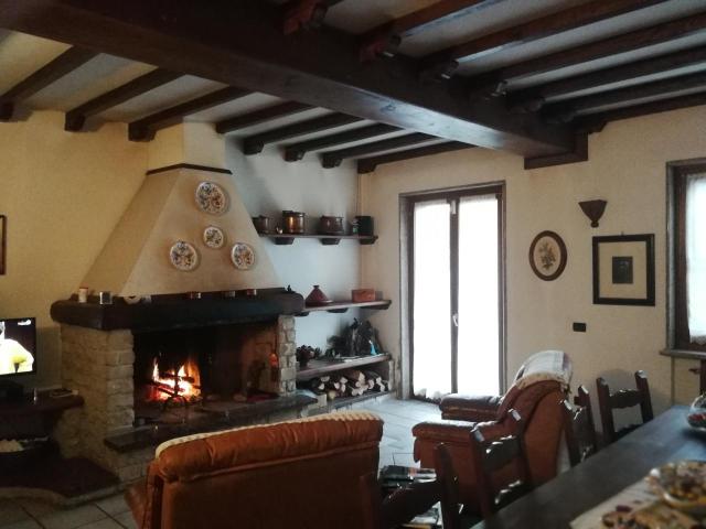 Villa Schiera in vendita a Sant'Antonio, Carrara