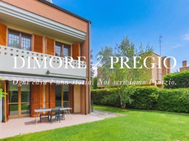 Villa Schiera in vendita a Carugate, Lombardia