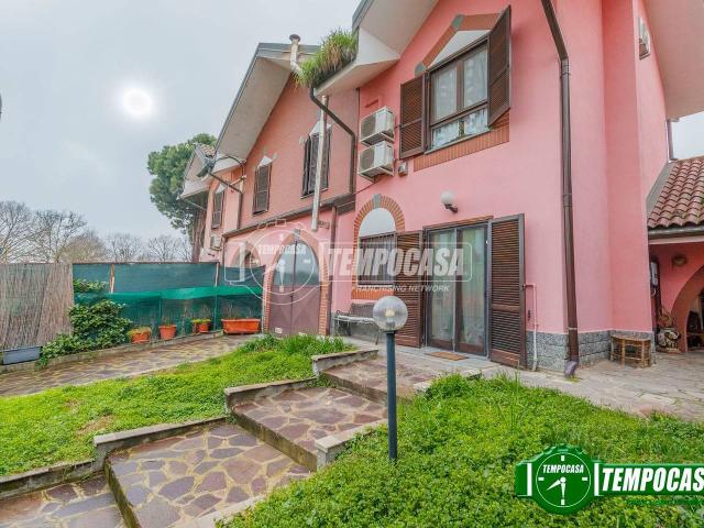 Villa Schiera in vendita a Unione dei Comuni I Fontanili, Casarile