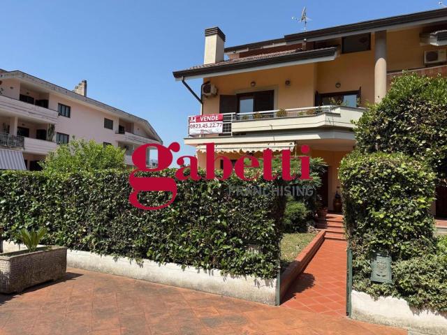 Villa Schiera in vendita a Casolla, Caserta