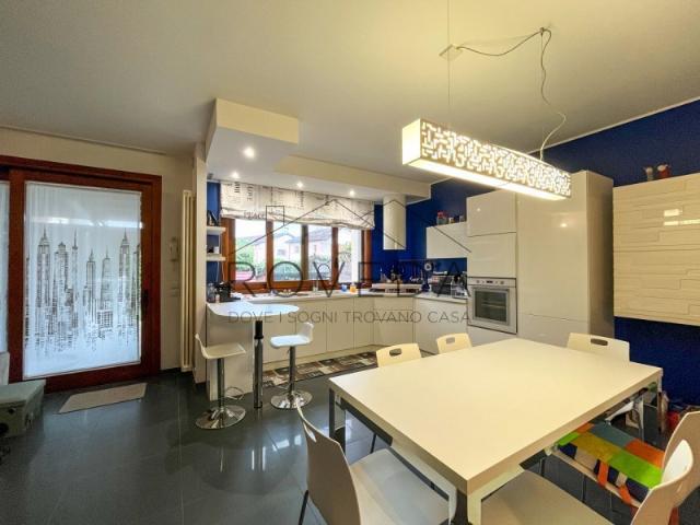 Villa Schiera in vendita a Casier