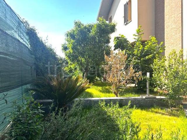 Villa Schiera in vendita a Casorate Primo, Pavia