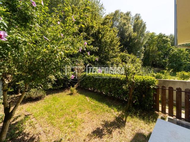 Villa Schiera in vendita a Zizzanorre, Cassago Brianza