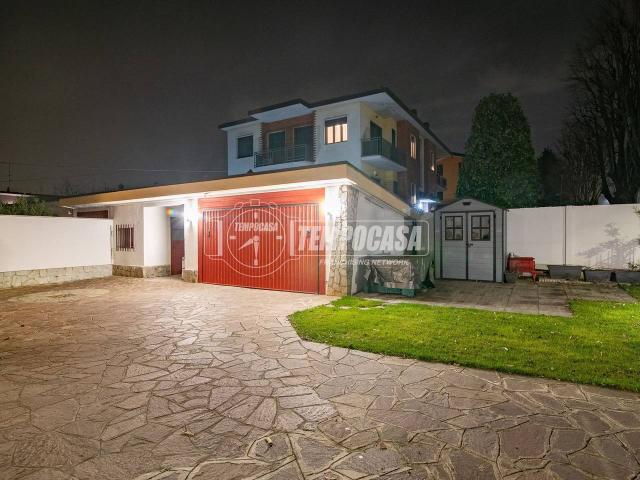 Villa Schiera in vendita a Cassano D'adda, Lombardia