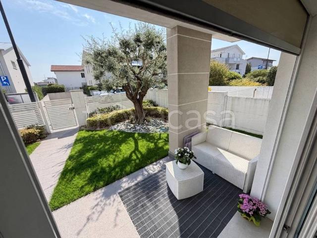 Villa Schiera in vendita a Borgo Isola, Casola