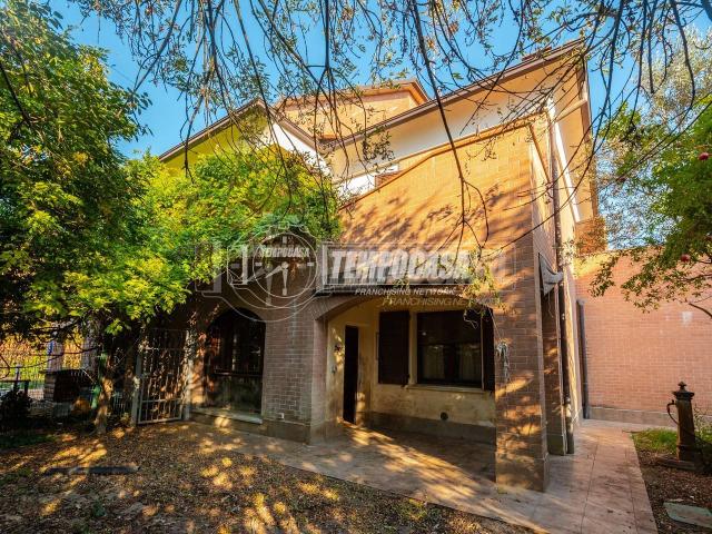 Villa Schiera in vendita a Unione dei comuni del Sorbara, Castelfranco Emilia