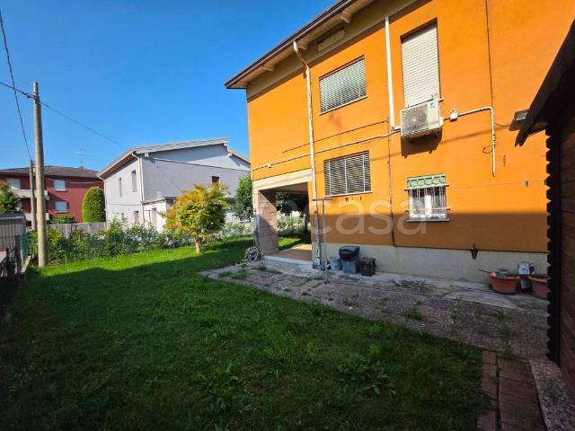Villa Schiera in vendita a Terra di Mezzo, Re