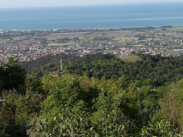 Villa Schiera in vendita a Castelnuovo Magra, Liguria