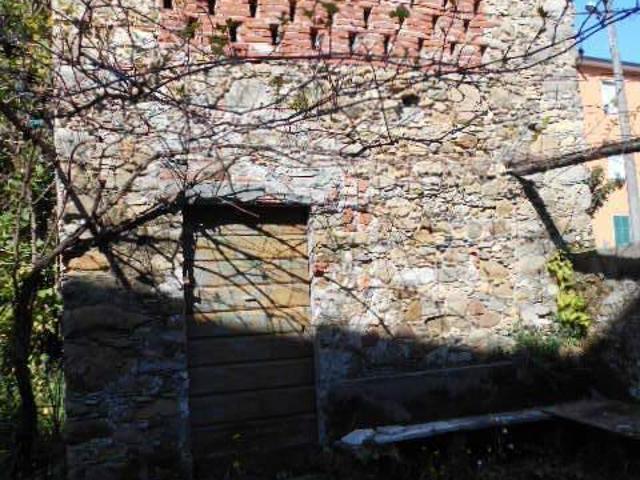 Villa Schiera in vendita a Castelnuovo Magra, Liguria