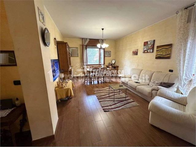 Villa Schiera in vendita a Unione di comuni Terre di Castelli, Castelnuovo Rangone