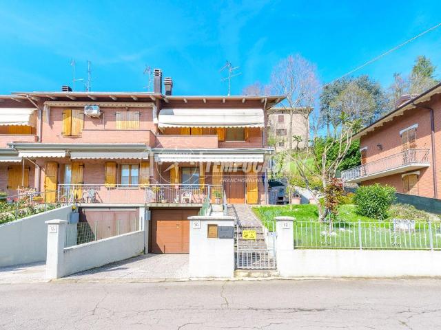 Villa Schiera in vendita a Unione di comuni Terre di Castelli, Castelvetro Di Modena