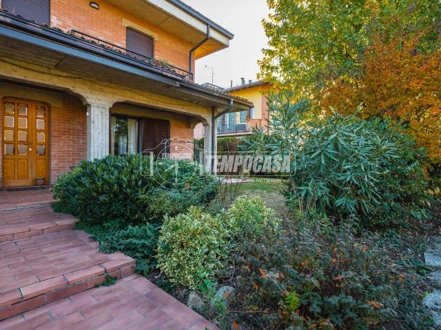 Villa Schiera in vendita a Unione di comuni Terre di Castelli, Castelvetro Di Modena