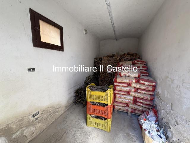 Villa Schiera in vendita a Macchie, Gioiella