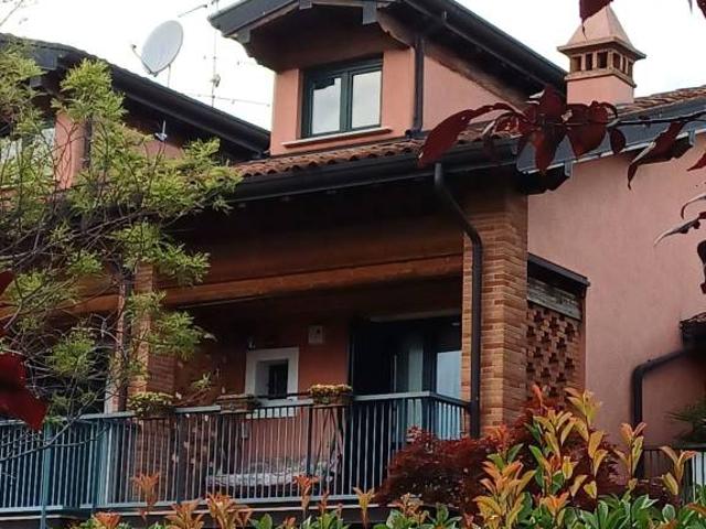 Villa Schiera in vendita a Castiglione Delle Stiviere, Lombardia