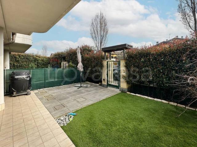 Villa Schiera in vendita a Cavenago Brianza, Lombardia