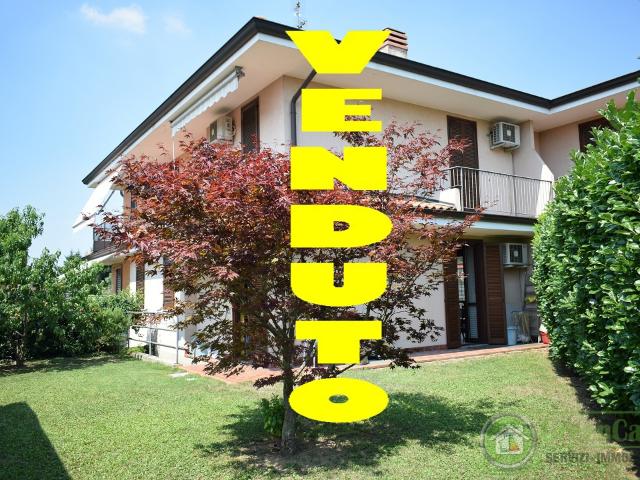 Villa Schiera in vendita a Cavenago Brianza, Lombardia