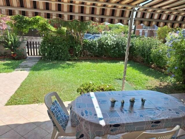Villa Schiera in vendita a Mazzanta, Cecina