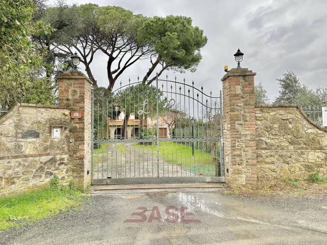 Villa Schiera in vendita a Cecina, Toscana