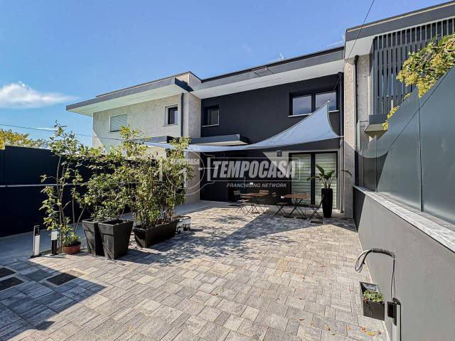 Villa Schiera in vendita a Pinarella di Cervia, Cervia