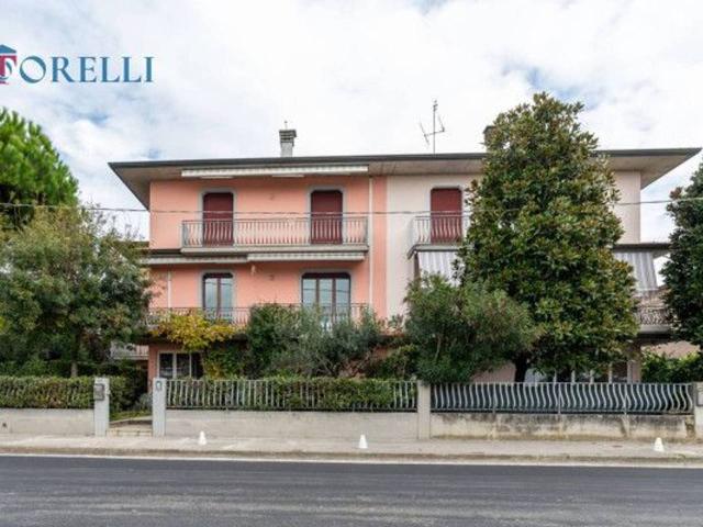 Villa Schiera in vendita a Unione dei comuni Valle del Savio, Cesenà