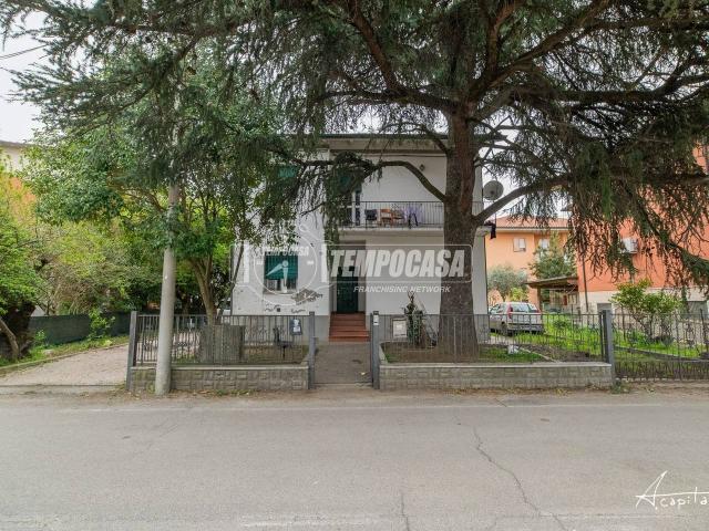 Villa Schiera in vendita a Unione dei comuni Valle del Savio, Cesenà