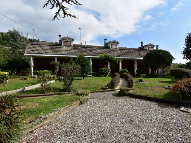 Villa Indipendente in vendita a Unione Montana di Comuni delle Valli di Lanzo, Ceronda e Casternone, Piemonte