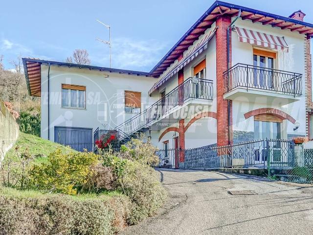Villa Schiera in vendita a Comunità Montana Valli del Verbano, Cocquio