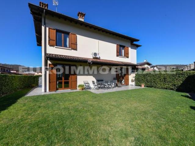 Villa Indipendente in vendita a Collebeato, Lombardia