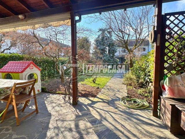 Villa Schiera in vendita a San Giuliano Monzese, Cologno Monzese