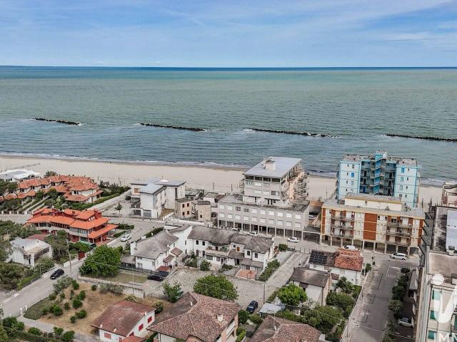 Villa Schiera in vendita a Lido degli Scacchi, Comacchio