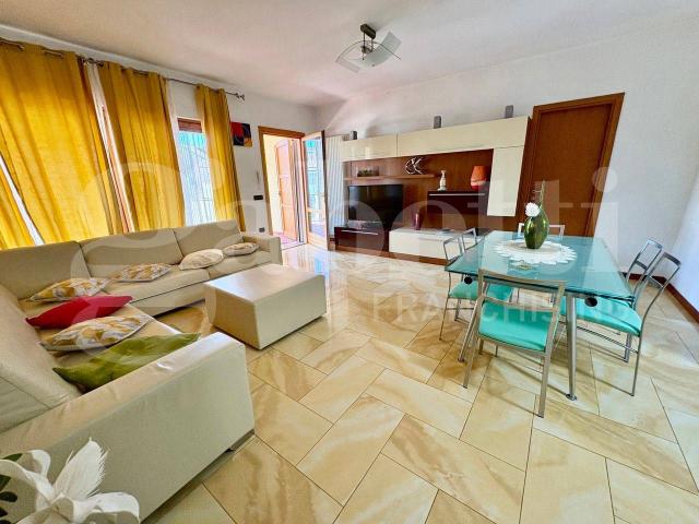 Villa Schiera in vendita a Lido degli Estensi, Comacchio