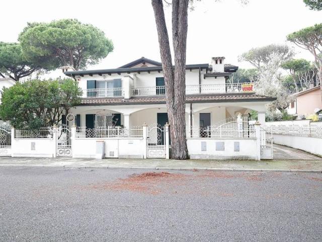 Villa Schiera in vendita a Comacchio, Reggio Emilia